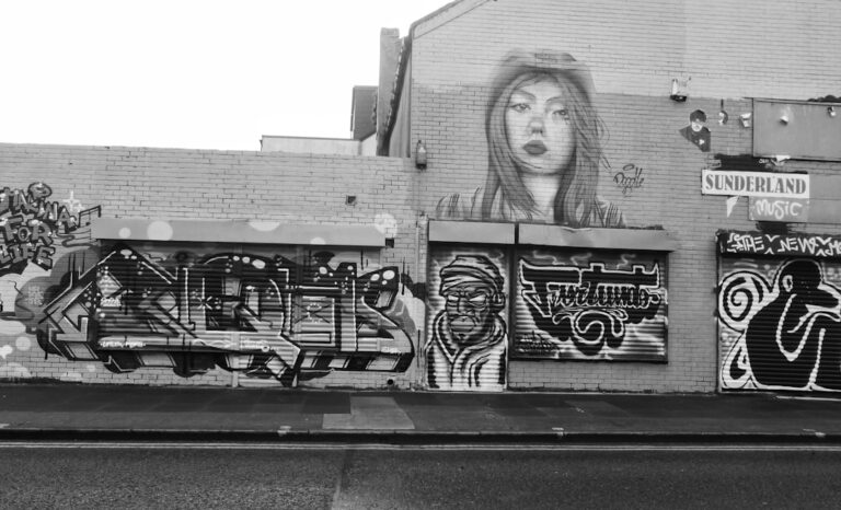 Malarstwo ścienne – od fresków po street art i murale