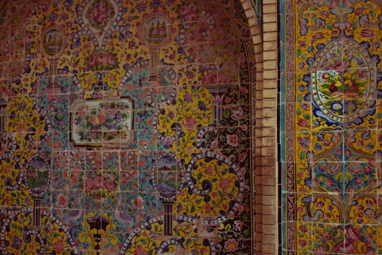 Sztuka mozaiki – wyjątkowe przykłady mozaik artystycznych w architekturze